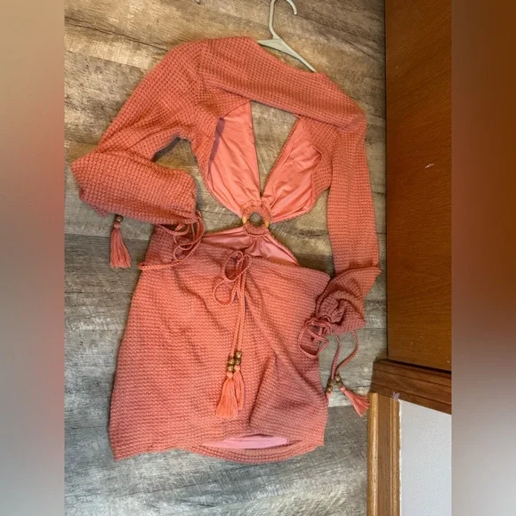 SHEIN XS salmon, long sleeve, cut out mini dress ring front detail and ties - Picture 3 of 5